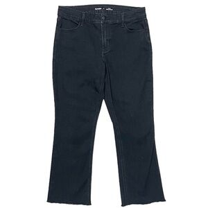 Old Navy Women's Mid Rise Kicker Boot-Cut Cropped Jeans Black Size 6